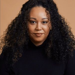 Meet your Posher, Toni